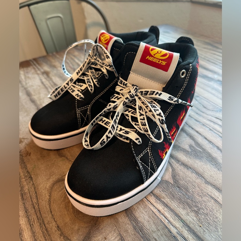 Almost new Heelys!
